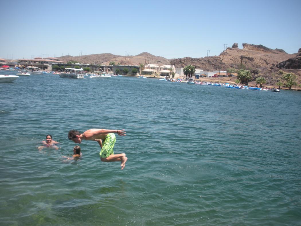 Name:  036.jpg
Views: 128
Size:  110.1 KB