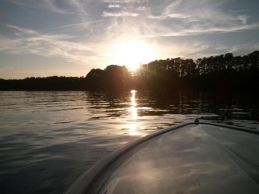 Name:  sunset lake Hartwell SC.jpg
Views: 162
Size:  56.7 KB
