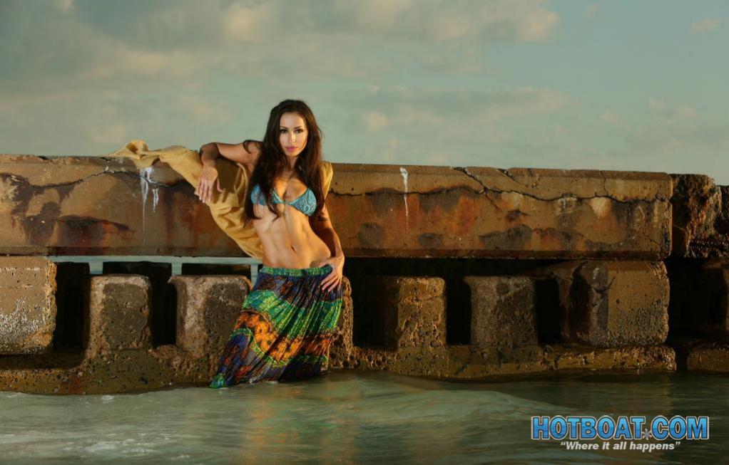 Name: thepierC.jpg
Views: 3837
Size: 79.3 KB