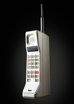 Name:  motorola-first_cell_phone.jpg
Views: 363
Size:  44.7 KB