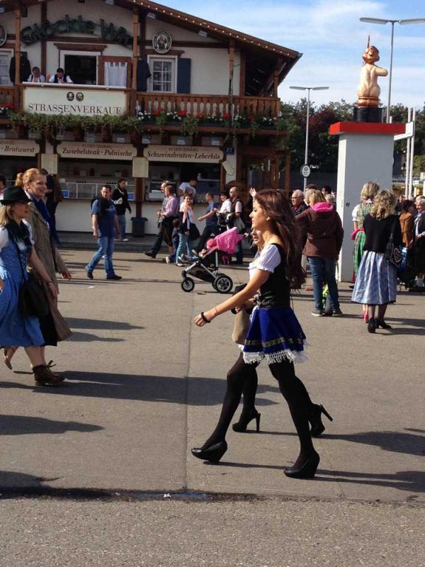 Name:  Oktoberfest-2012-03.jpg
Views: 103
Size:  86.4 KB