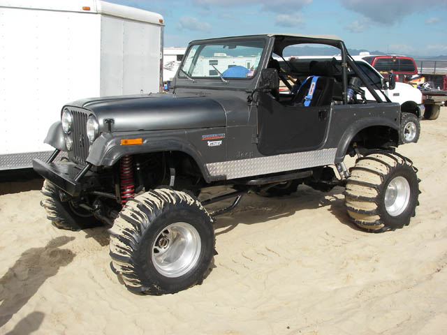 Name:  Pismo_Beach_Powerstroke_Jeep.jpg
Views: 150
Size:  88.6 KB