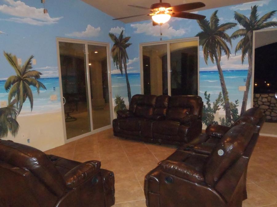 Name:  new morejon mural 017.jpg
Views: 100
Size:  65.3 KB