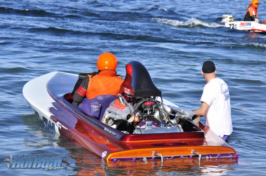 Name:  circleboat.jpg
Views: 110
Size:  97.9 KB