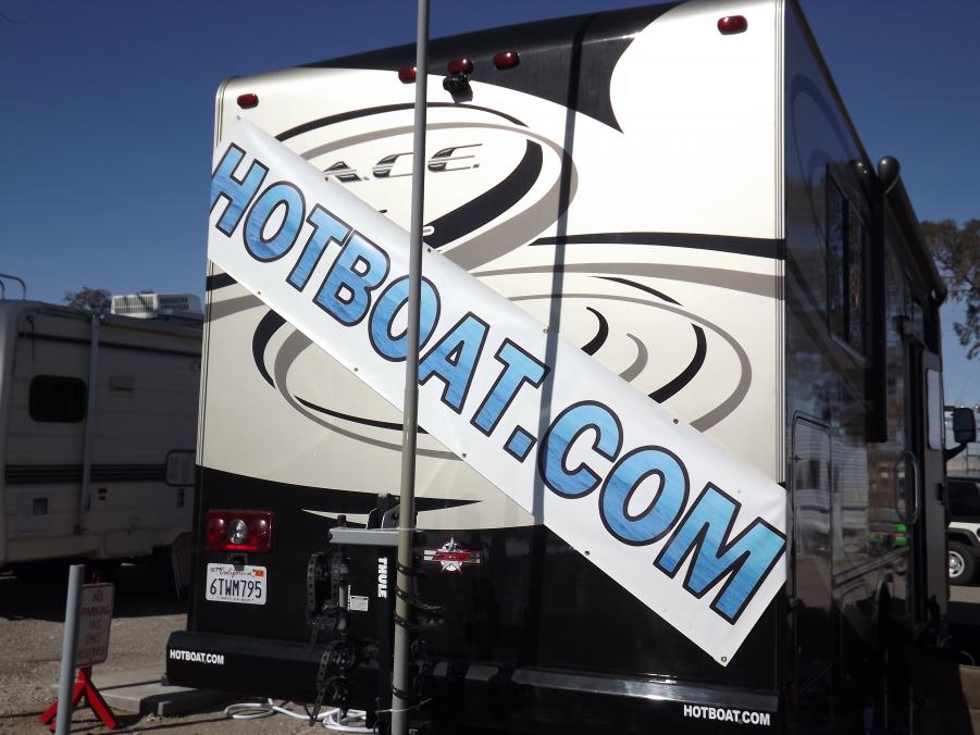 Name:  Needles HotBoat Show 055.jpg
Views: 204
Size:  79.2 KB