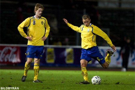 Name:  fotboll.jpg
Views: 65
Size:  31.2 KB