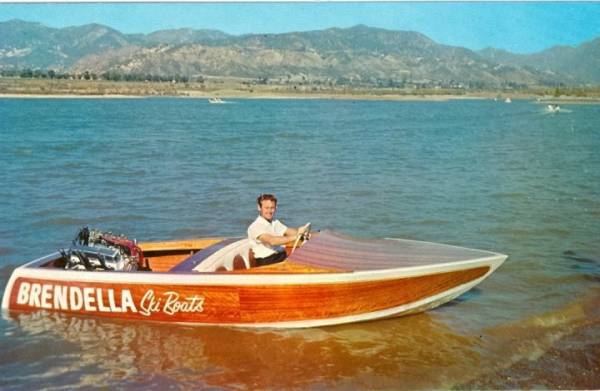 Name:  Brendella_Ski_boat.jpg
Views: 315
Size:  34.3 KB