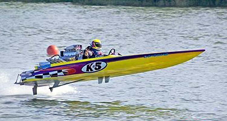 Name:  1474649_633119886751696_566171475_n.jpg
Views: 400
Size:  51.5 KB