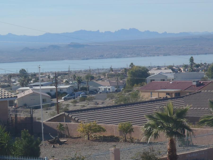 Name:  havasu 011.jpg
Views: 144
Size:  83.1 KB