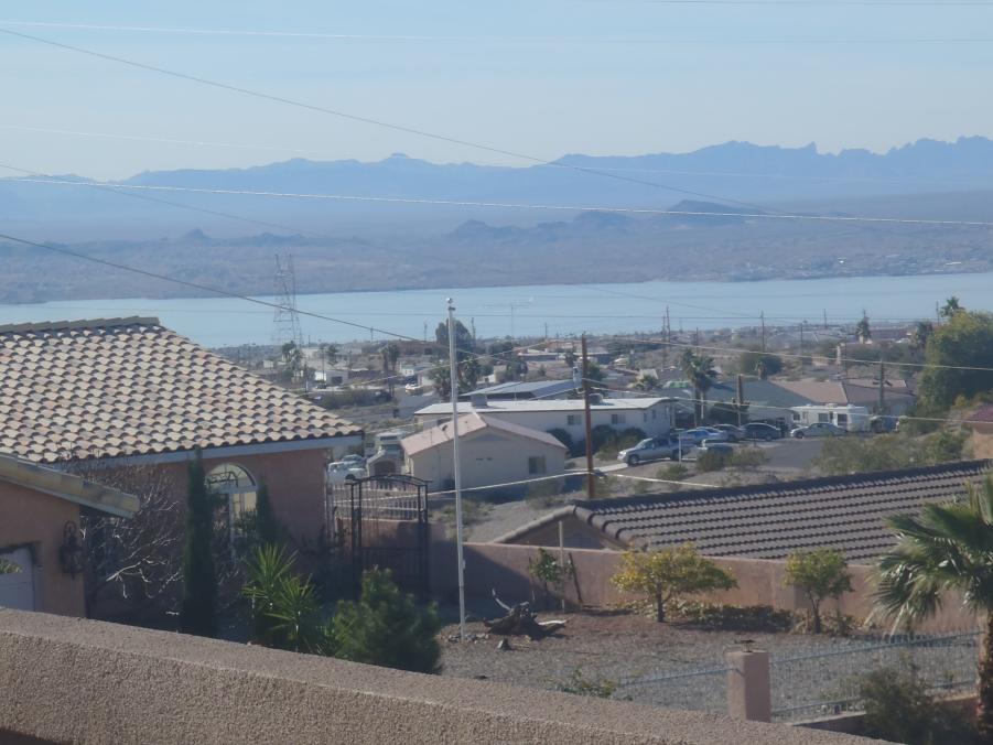 Name:  havasu 013.jpg
Views: 474
Size:  77.8 KB