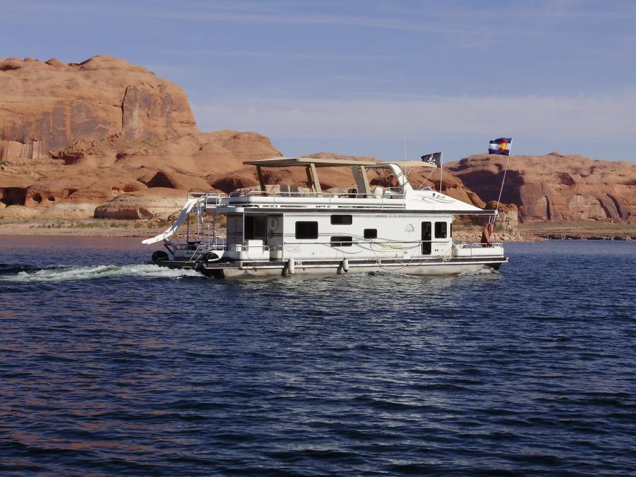 Name:  Lake Powell,  05-2009 186.jpg
Views: 523
Size:  101.7 KB