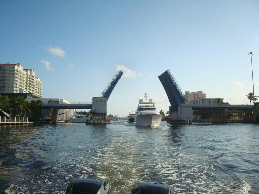 Name:  FtLauderdale 056.jpg
Views: 285
Size:  79.5 KB