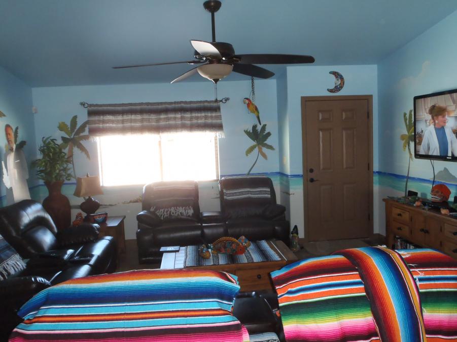 Name:  finished house 028.jpg
Views: 195
Size:  73.3 KB
