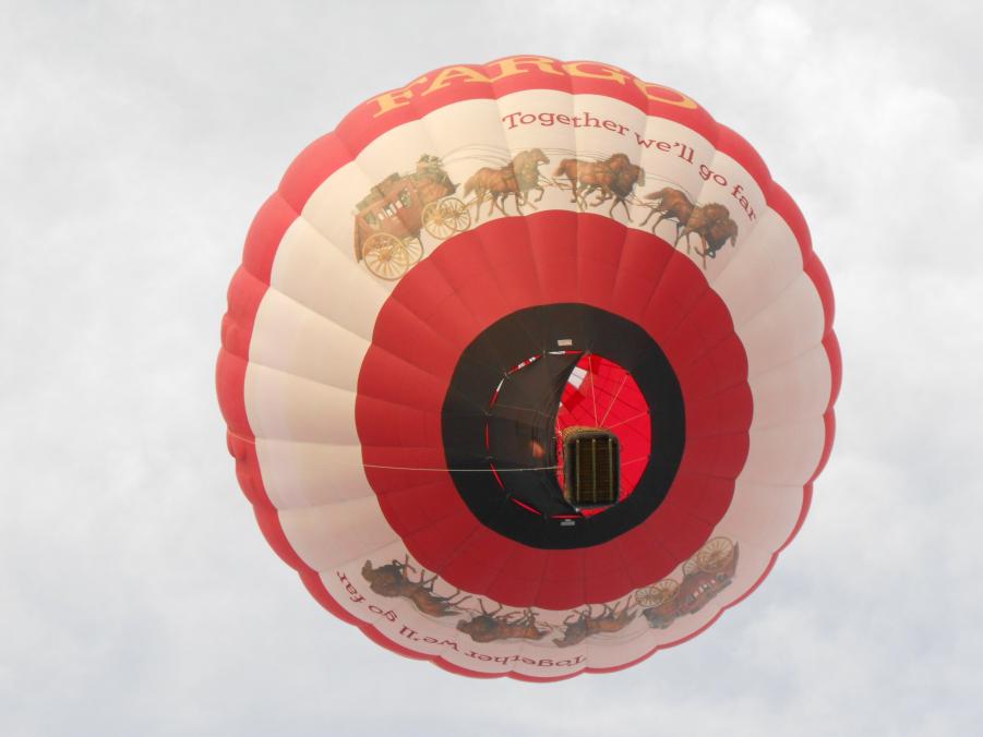 Name:  LHC Balloon Fest. 2015 026.jpg
Views: 139
Size:  42.2 KB