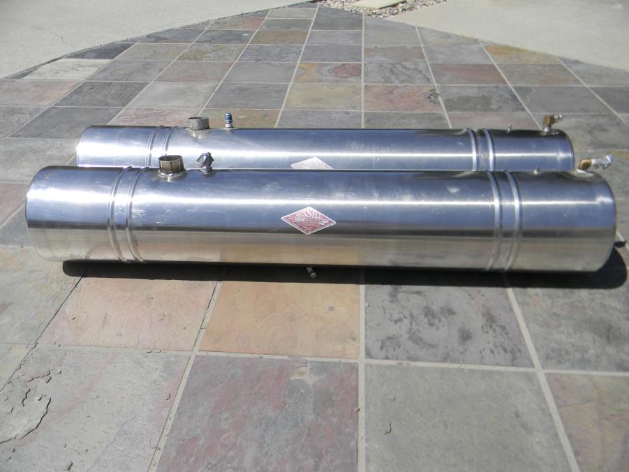 Name:  fuel tanks.jpg
Views: 143
Size:  69.5 KB