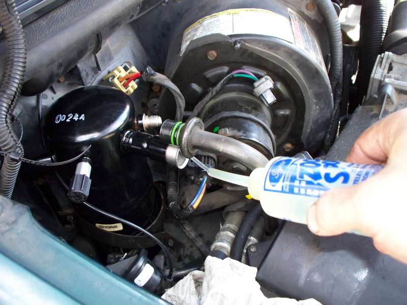 Name:  Add_compressor_oil_before_the_system_is_closed_.JPG
Views: 216
Size:  74.8 KB