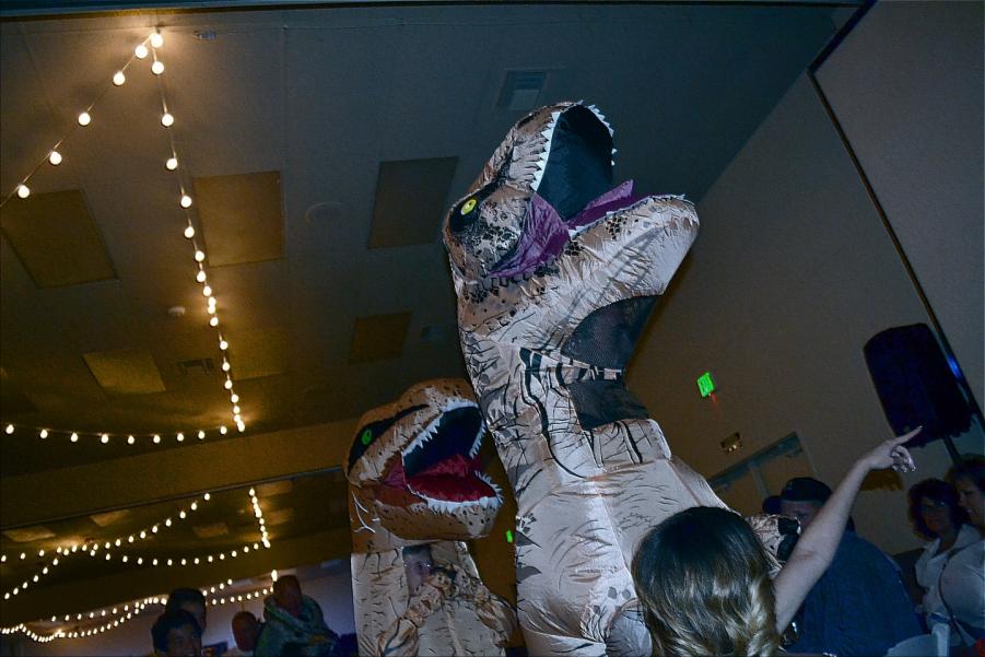 Name:  _dinos_01.jpg
Views: 224
Size:  73.0 KB