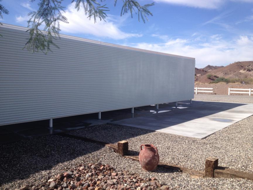 carport side