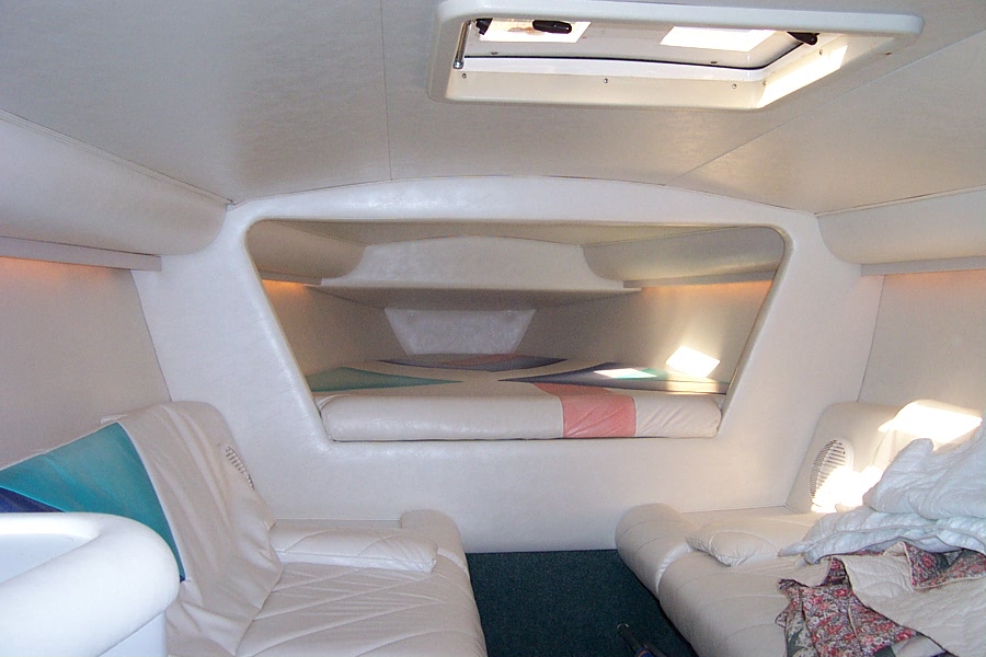 Name:  boat cabin 007.jpg
Views: 273
Size:  106.0 KB