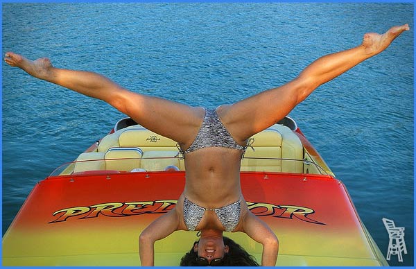 Name:  hot-girl-on-boat-6-6.jpg
Views: 2017
Size:  51.8 KB