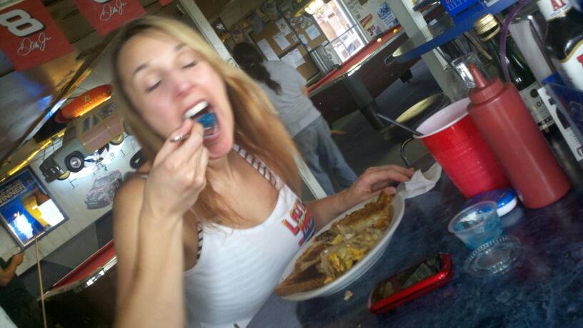 Name:  uploadfromtaptalk1377370060335.jpg
Views: 176
Size:  50.6 KB