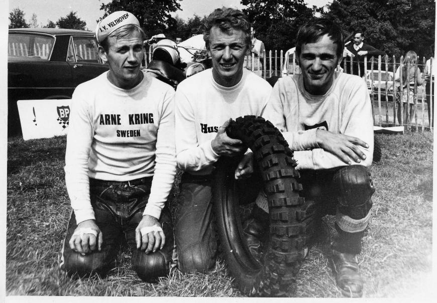 Name: Husky trio.jpg
Views: 224
Size: 109.2 KB