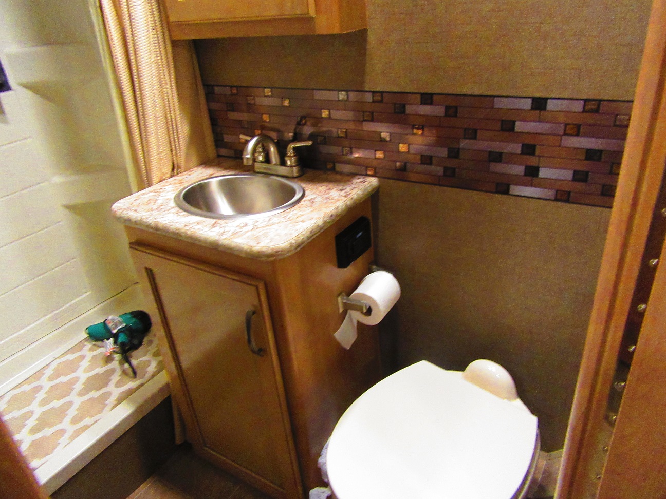 Name: IMG_0438.JPG
Views: 407
Size: 442.5 KB